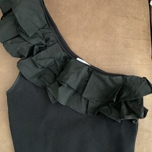 DO+BE black one shoulder crop top, sz. M